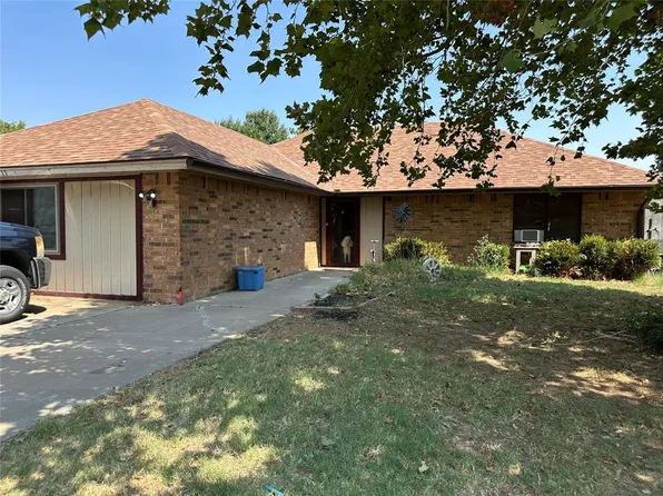 1911 Van Buren Ave NE, Piedmont, OK 73078