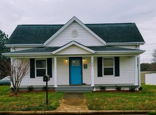 704 Brook St, Belmont, NC 28012