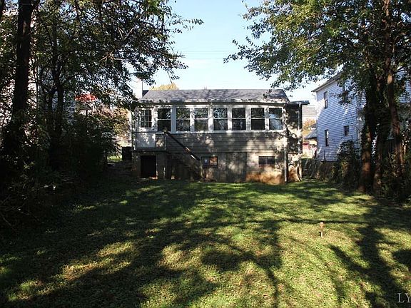 5th image of 411 Wadsworth St