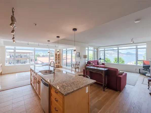 160 Lakeshore Dr W #401, Penticton, BC V2A 9C2