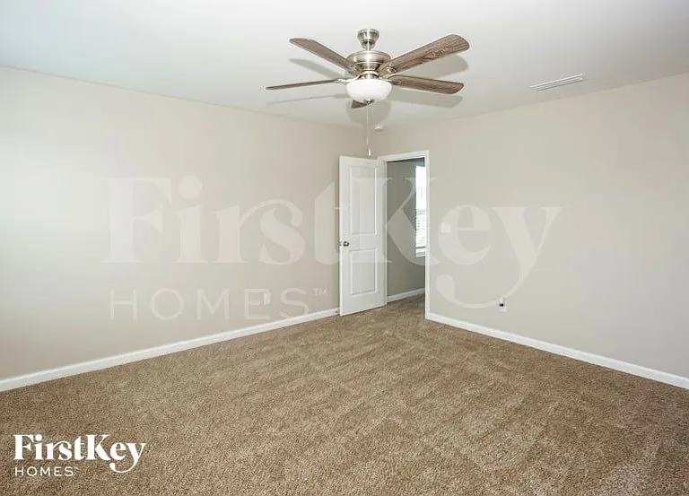 12515 Gotland Rd — Photo 9
