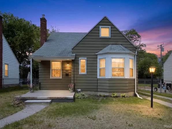 581 Flowerdale St, Ferndale, MI 48220