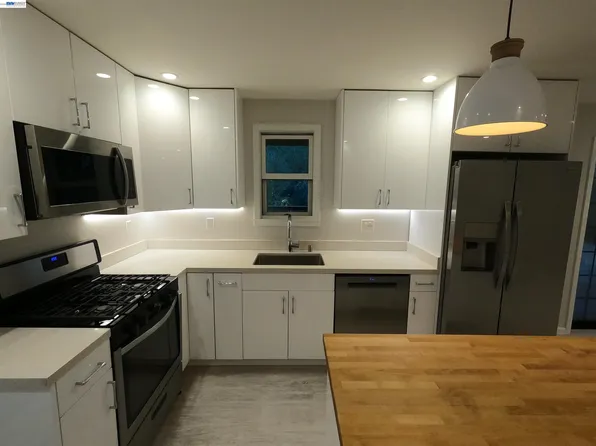 29 Bell Waver Way, Oakland, CA 94619