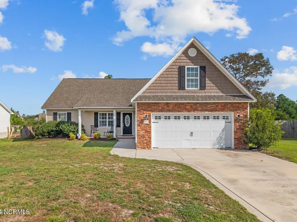 245 Rowland Drive, Richlands, NC 28574