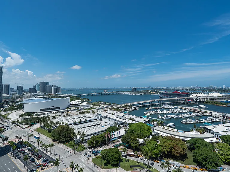 244 Biscayne Blvd #2602 — Photo 21