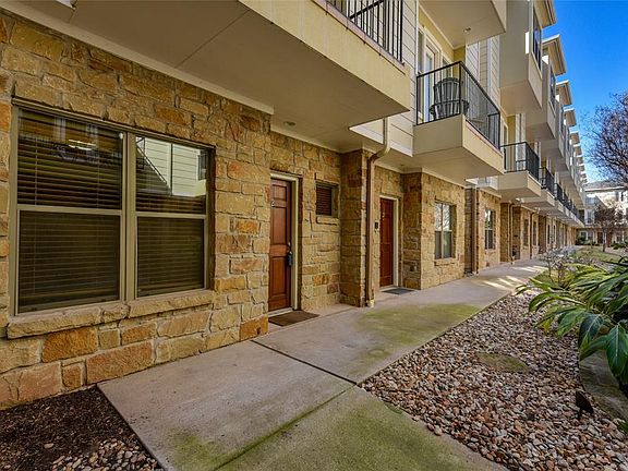 4th image of 1115 Kinney Ave APT 22