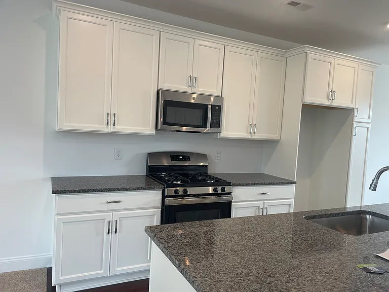 4 Turf Ct — Photo 9