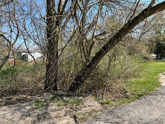 5th image of 9763 W Logan Ct