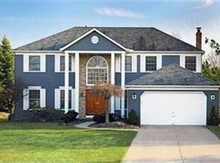 28745 Woodmill Dr, Westlake, OH 44145