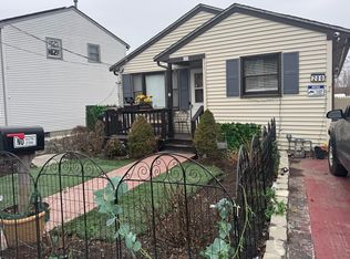 200 Crescent St, Fall River, MA 02720