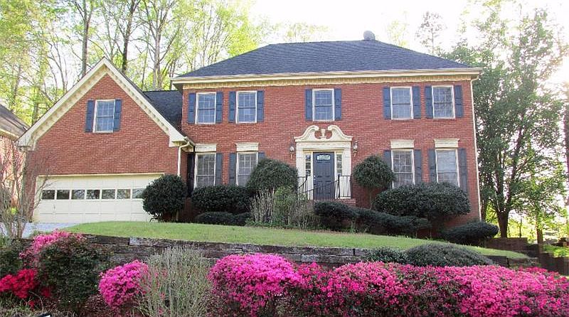 1st image of 530 Belgrave Ln