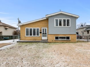 418 E Washington St, Bensenville, IL 60106