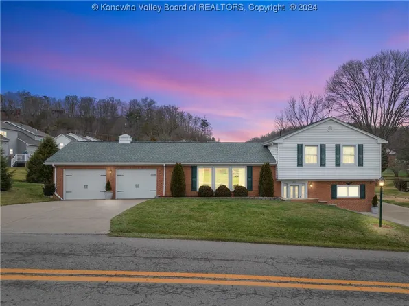 2102 Mount Vernon Rd, Hurricane, WV 25526