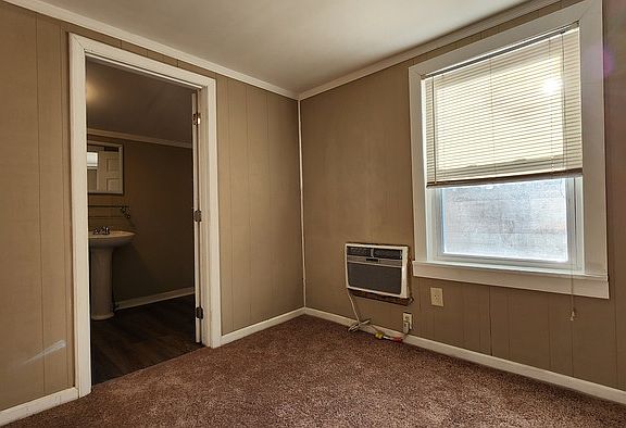 5th image of 1705 Mary St