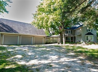 38305 E Faulkenberry Rd, Lone Jack, MO 64070