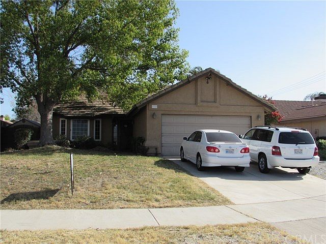 1st image of 731 Elise Dr