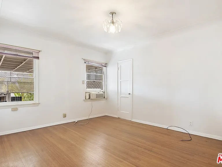 1844 S Wooster St — Photo 18