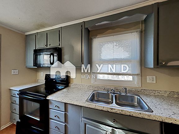 5th image of 2631 Glenbrook Dr