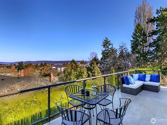 5th image of 6001 60th Avenue NE