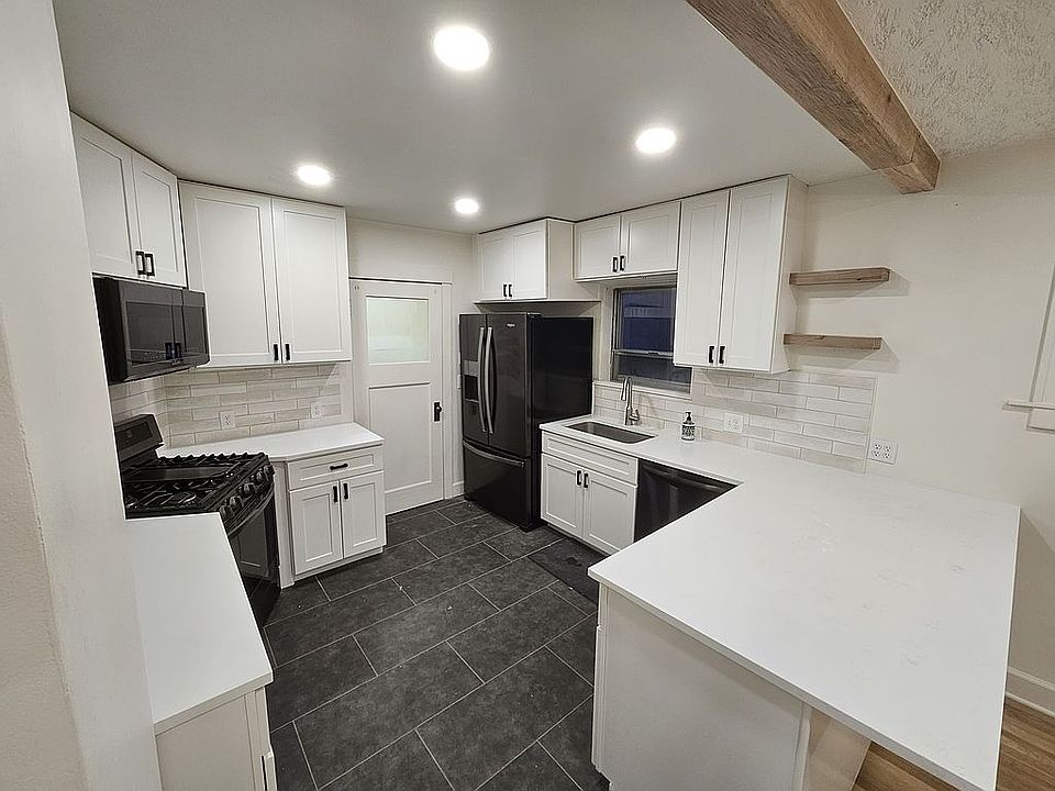 2nd image of 865 28th St