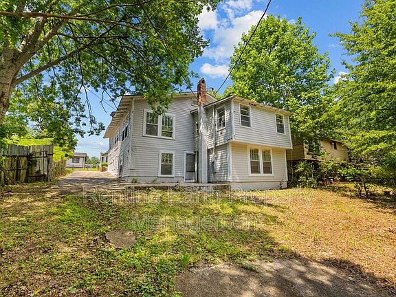 4th image of 1149 15th St SW