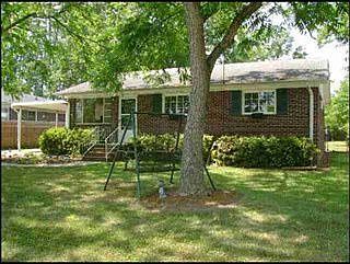 5th image of 28 Cottingham Cir