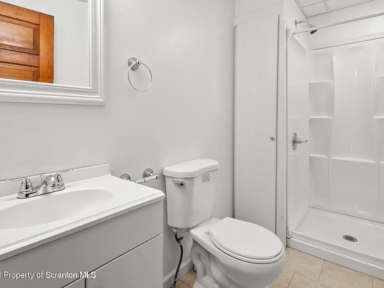 1015 E Gibson St #1015-1013 — Photo 4