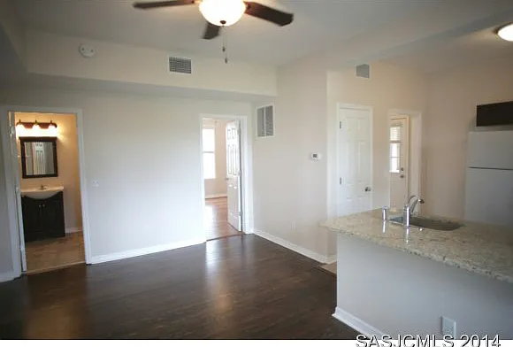 78 Riberia St #B — Photo 12