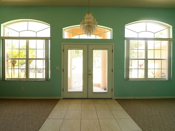 4th image of 25 Greenvale Dr