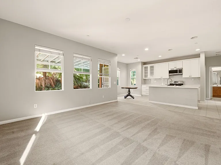 1728 Edmon Way — Photo 7