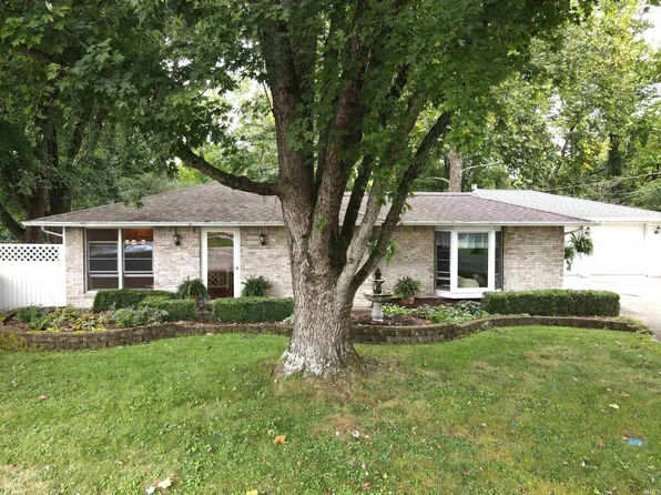 1225 S Colony Ct, Yorktown, IN 47396