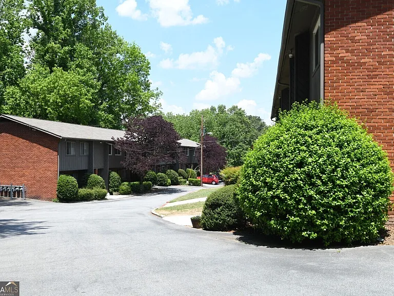 1604 Briarcliff Rd #2 — Photo 24