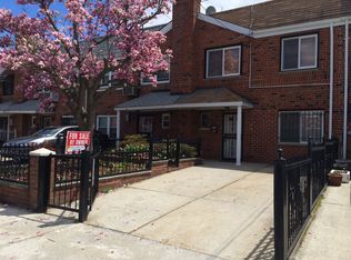 20006 32nd Ave, Bayside, NY 11361