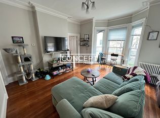 13 Pleasant St #1CP, Cambridge, MA 02139
