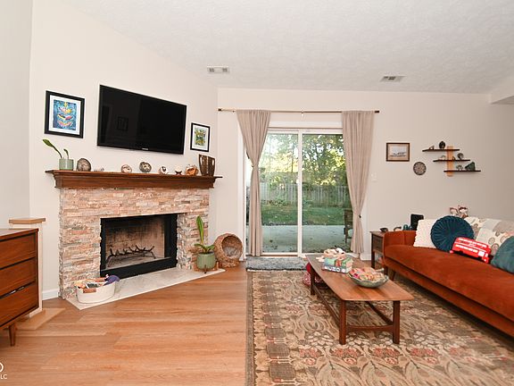 5th image of 347 Beechwood Dr