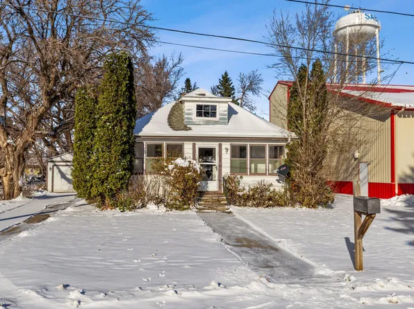 124 Main St, Sabin, MN 56580