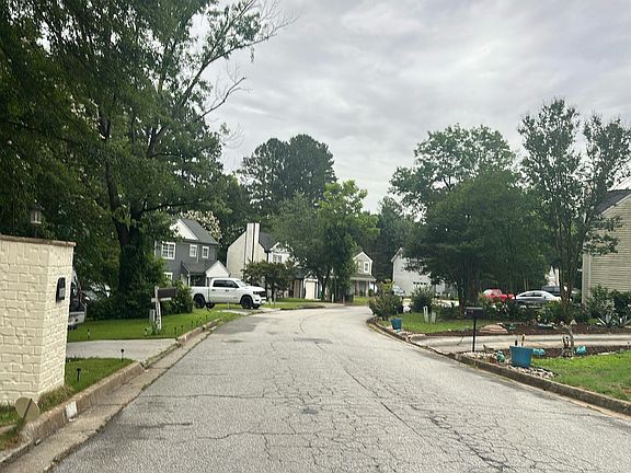 4th image of 1146 Winston Dr