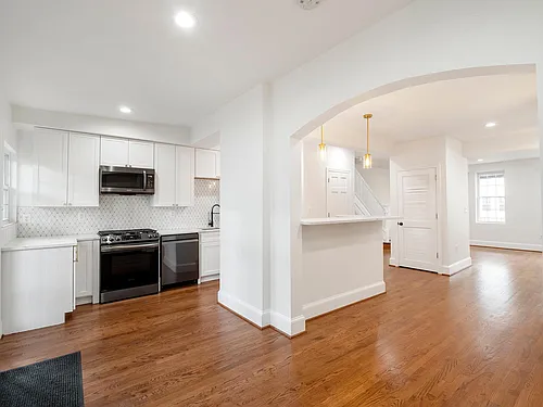 730 Newton Pl NW #1 Photo 1