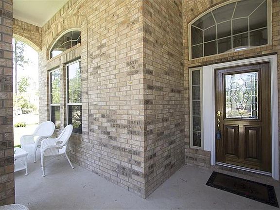2nd image of 3 Honor Oaks Ct