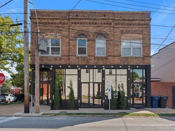 2700-2702 Macklind Ave