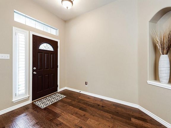 5th image of 3105 Aquila Ct