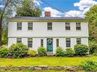 9 West St, West Hartland, CT 06091