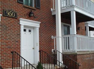 950 Hopkins Rd APT H, Amherst, NY 14221