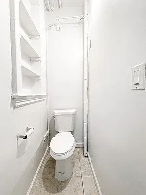Rented by Urban Real Estate Property Group Inc | media 4