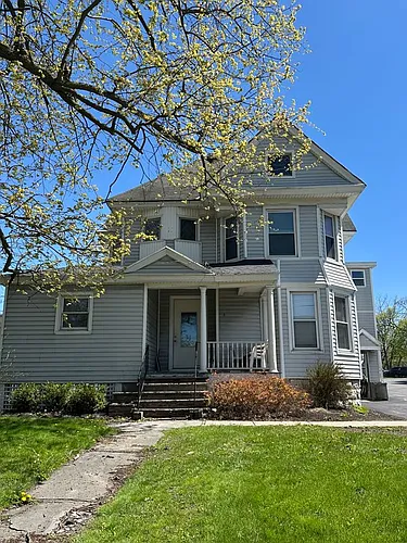 136 North St #1 Photo 1