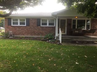 5401 McDeane Rd, Louisville, KY 40216
