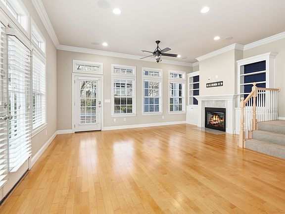 2nd image of 2487 Frontier Elm Dr