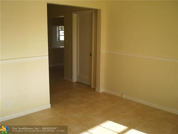 5th image of 5249 NE 1st Ter