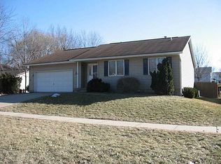 1825 1st Ave, Marion, IA 52302