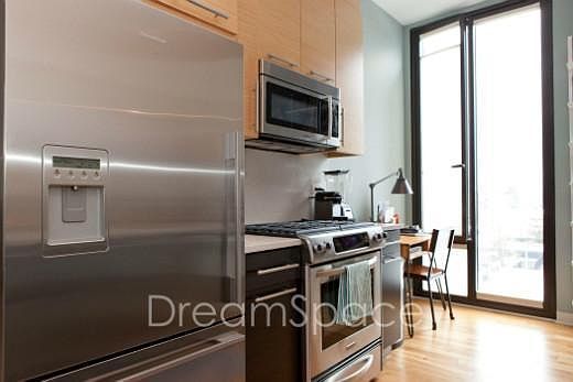 4th image of 64 Bayard St Ph C